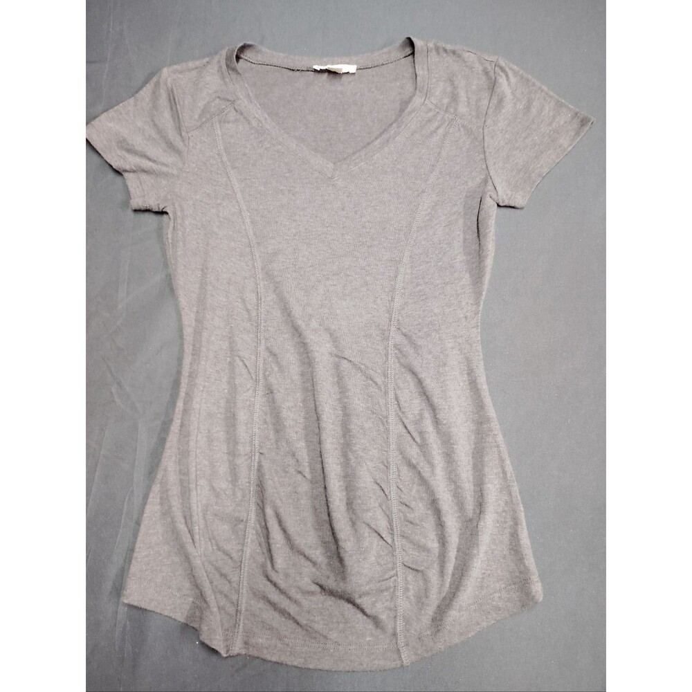 Zenana Outfitters Charcoal Gray Fitted V-Neck Short Sleeve with paneling